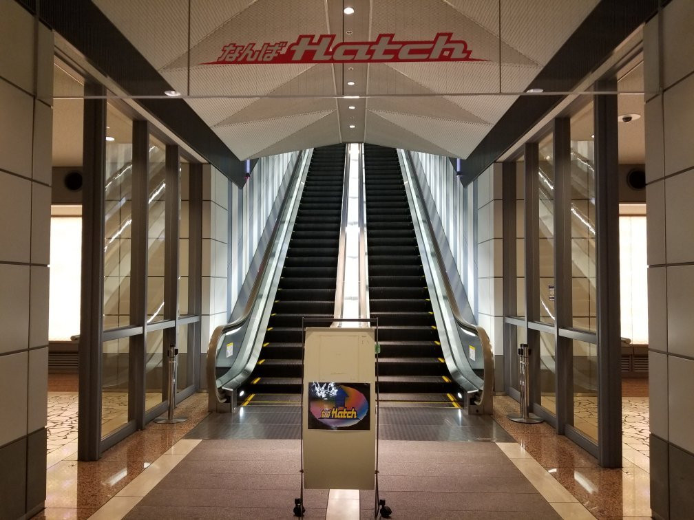 难波Hatch现场音乐会-大阪市必去景点