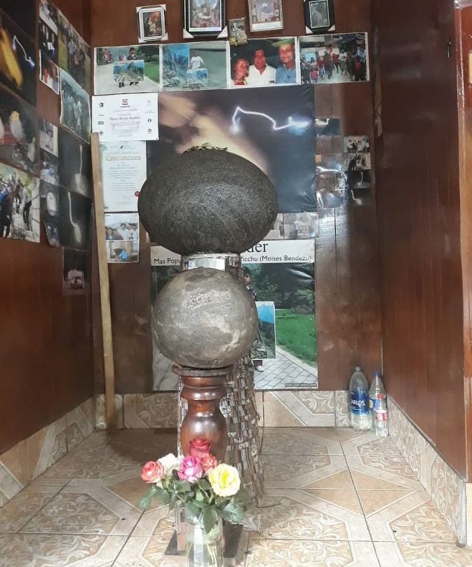 Rocas Sagradas-温泉镇必去景点