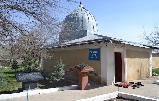 Ukash Ata Maosoleum-Turkistan必去景点