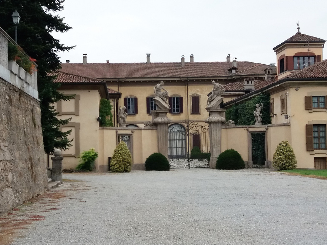 Villa Taverna-Triuggio必去景点