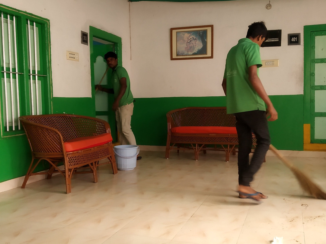 Sea Breeze Beach Resort主图