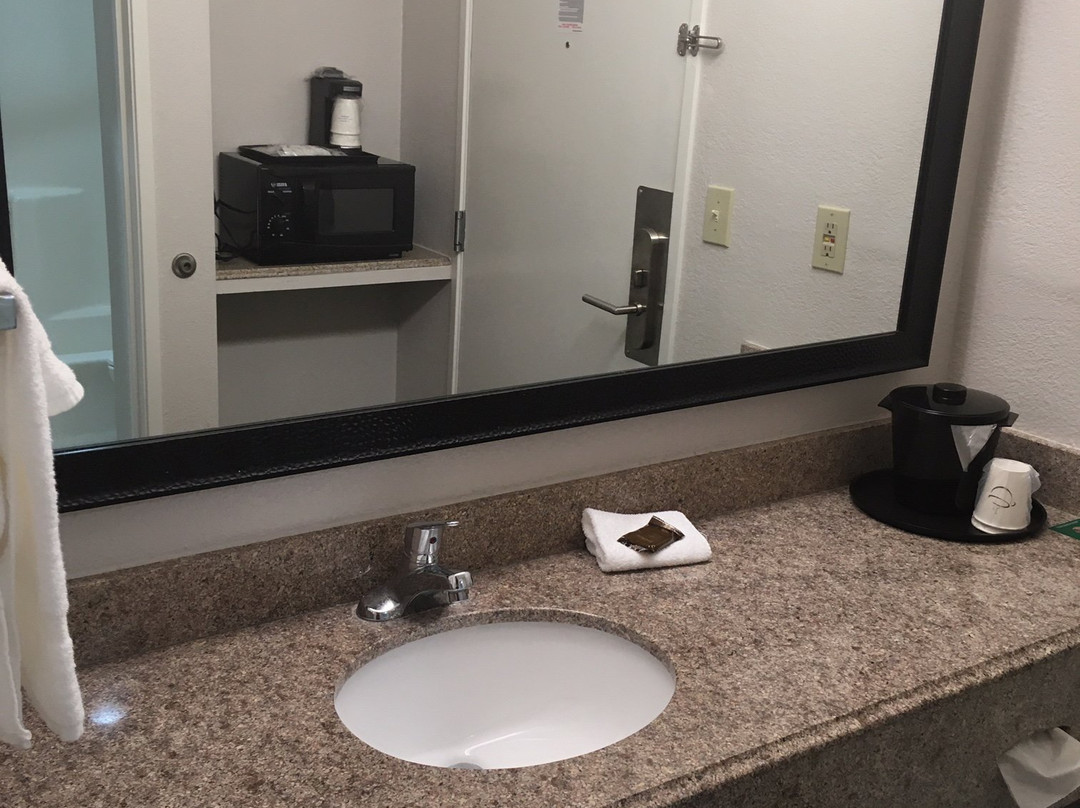 Wingate by Wyndham Brunswick主图