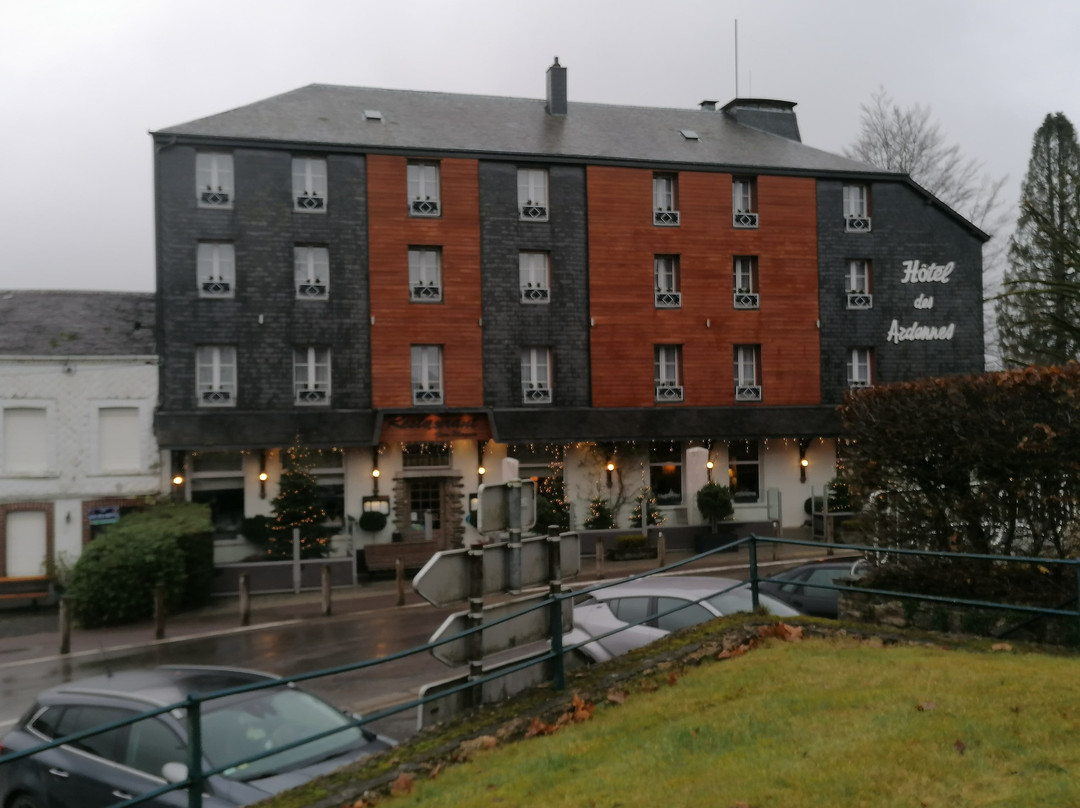 阿登酒店主图
