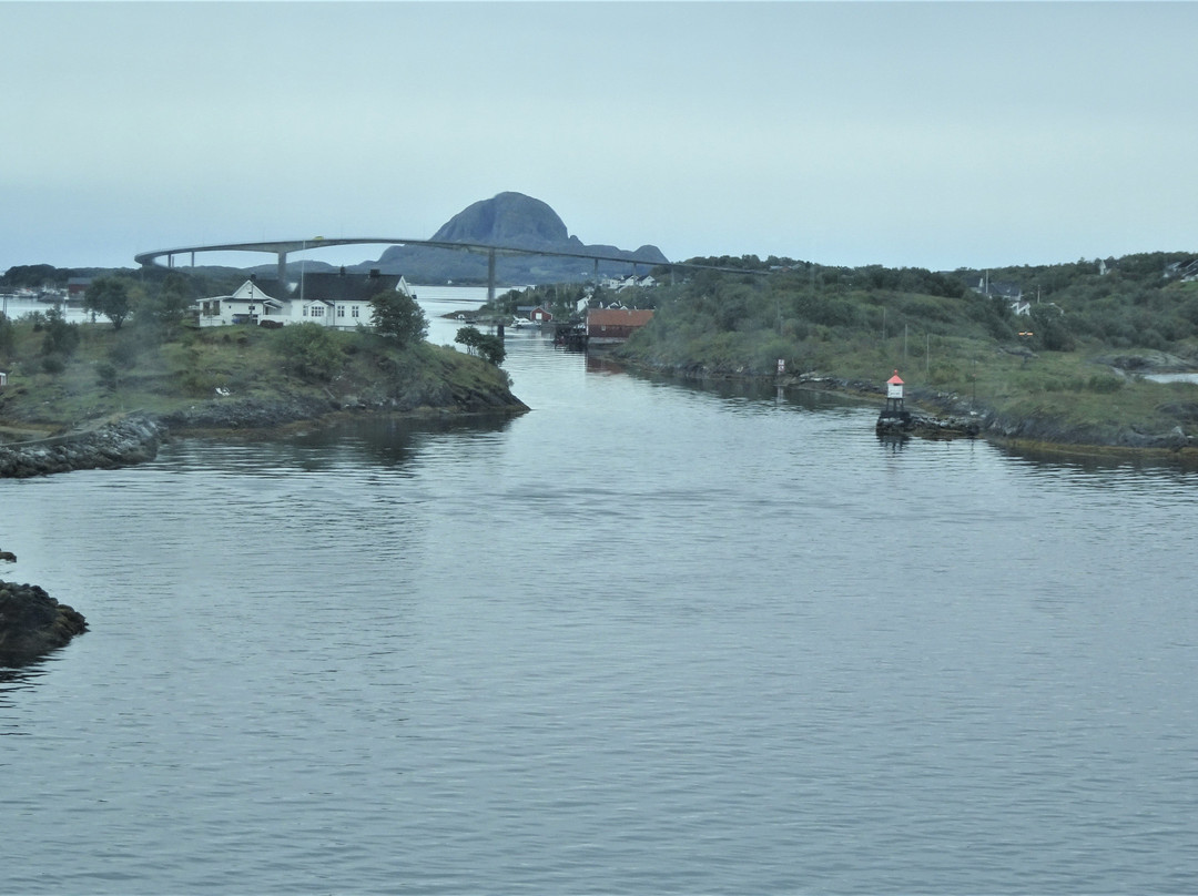 Brønnøysundbrua景点图片