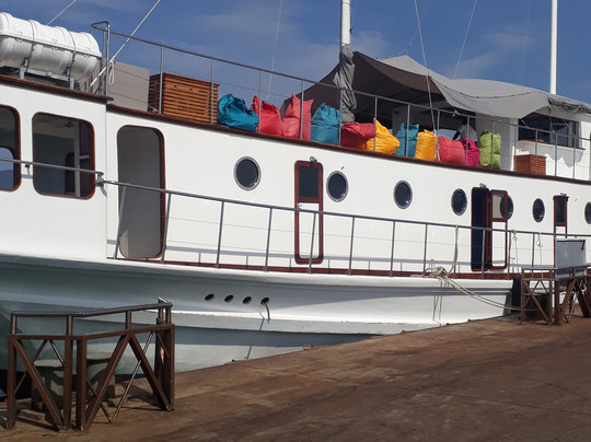 le saint tropez phuket-查龙必去景点