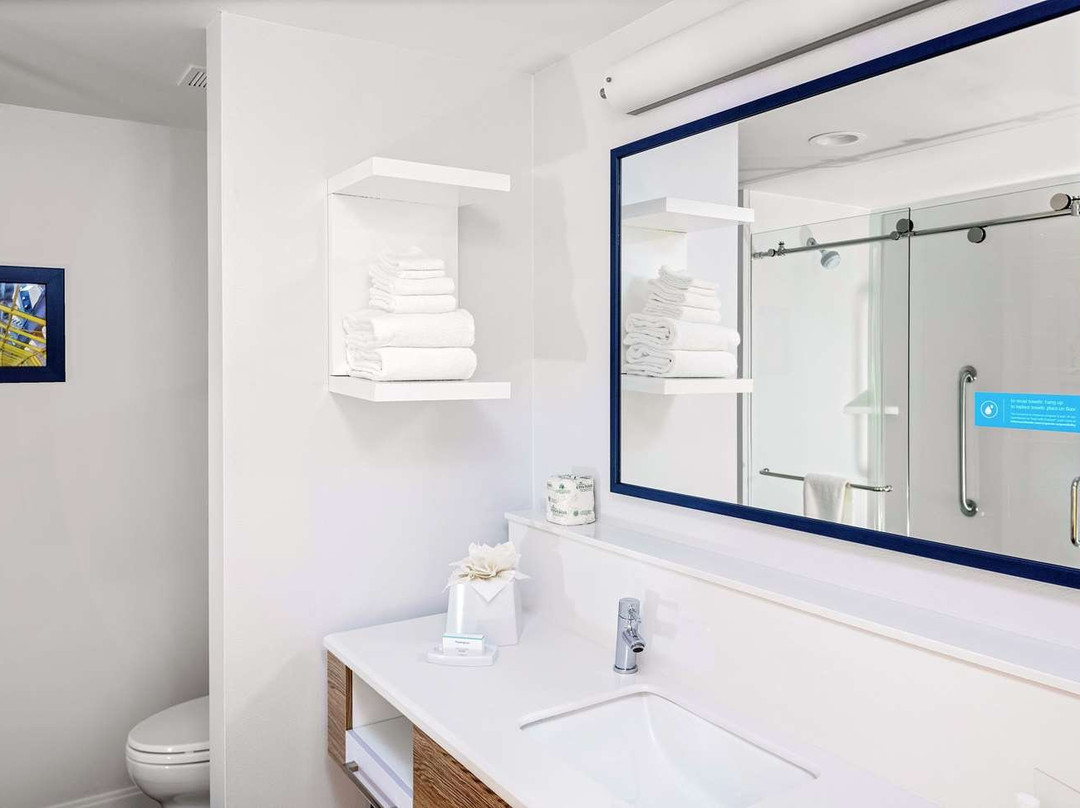 Hampton Inn Cranbury主图