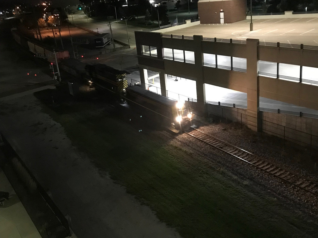 Element Moline主图