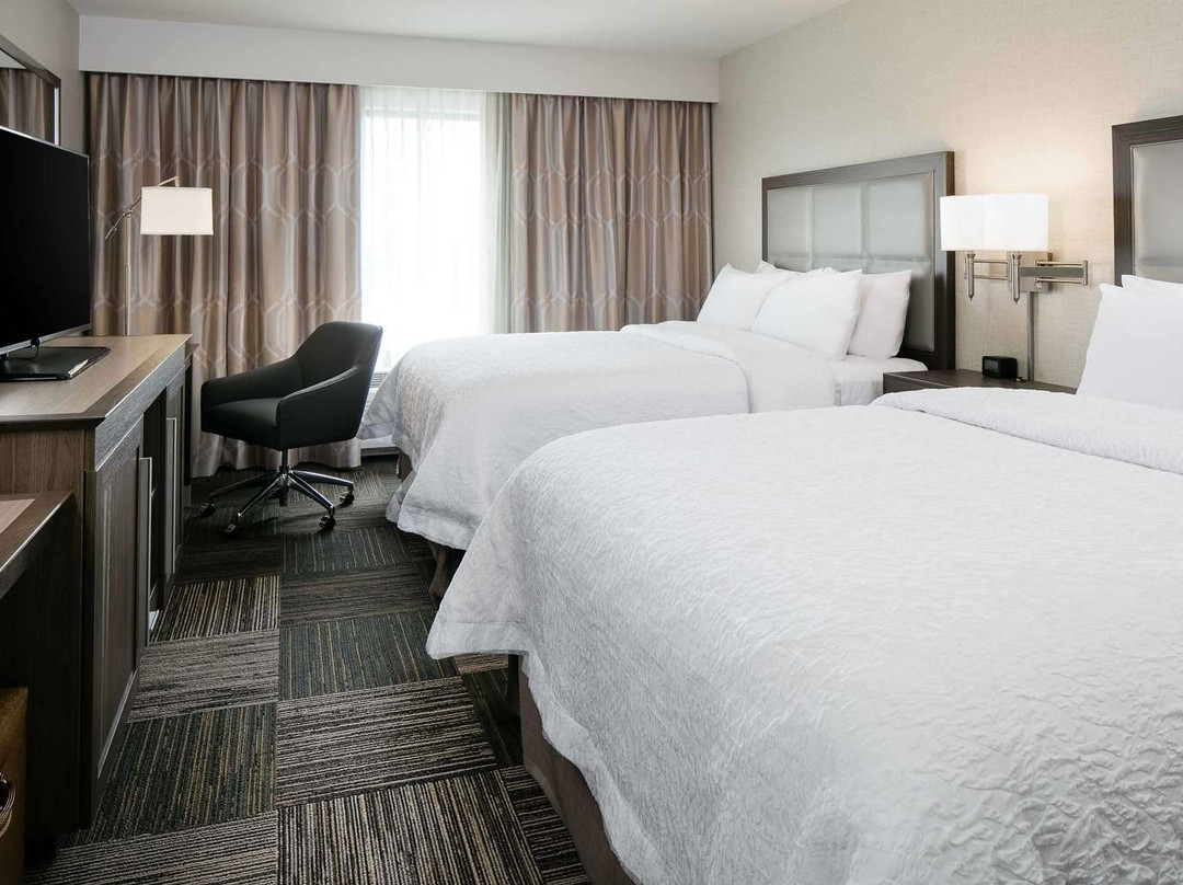 Hampton Inn And Suites Hudson主图