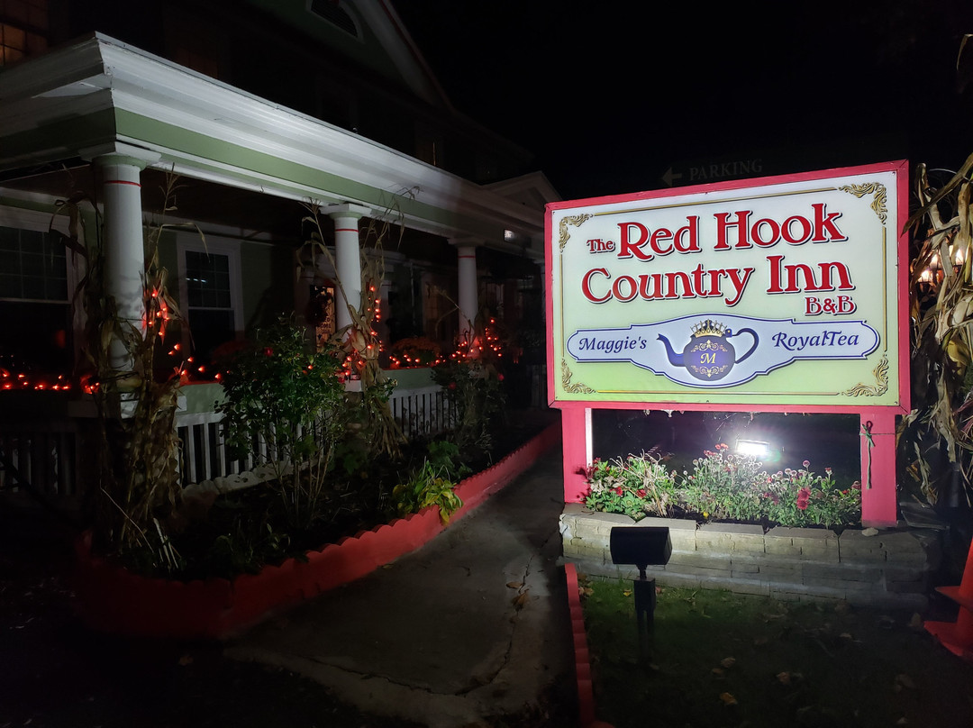 The Red Hook Country  Inn主图