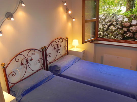 Rural Apartamentos Vallanu主图