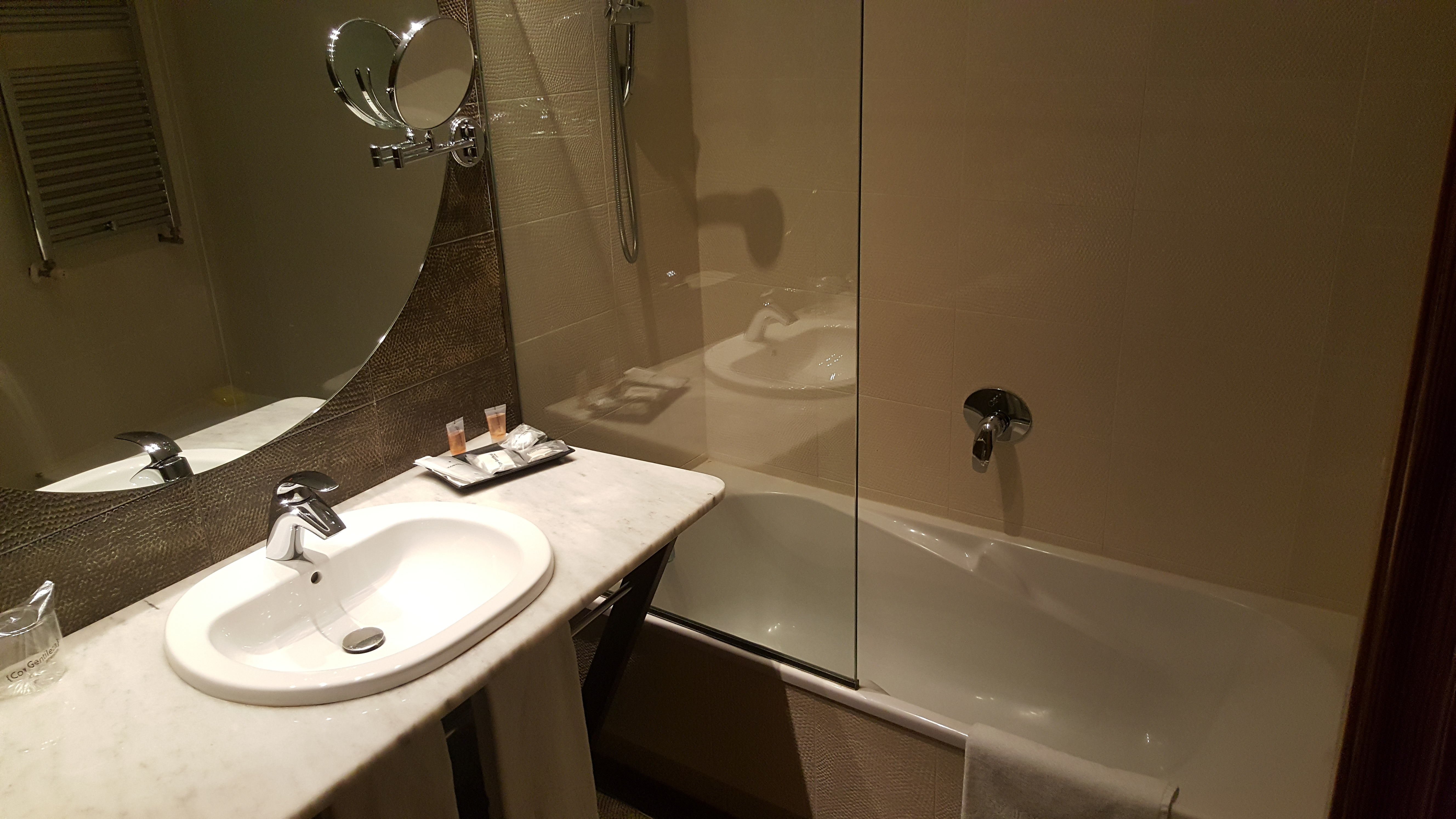 Cumbria Spa & Hotel-浴室