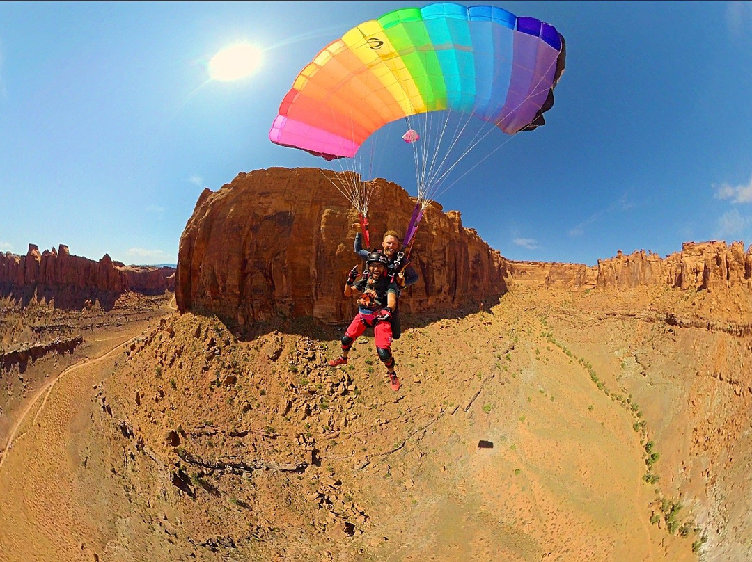 Base Jump Moab-莫阿布必去景点