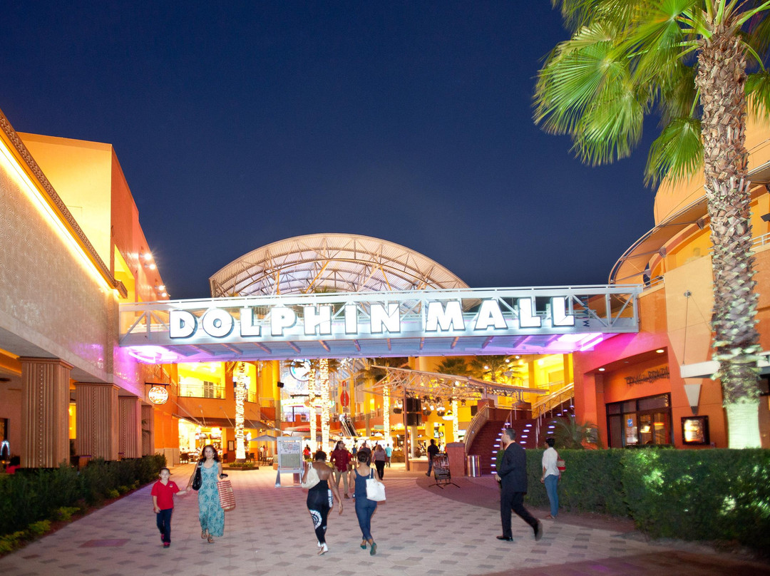 迈阿密旅游景点-海豚商场