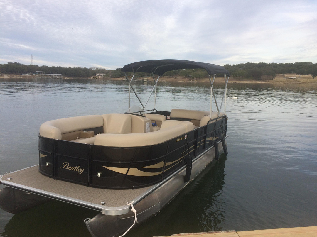 Boat Rentals Lake Travis-奥斯丁必去景点