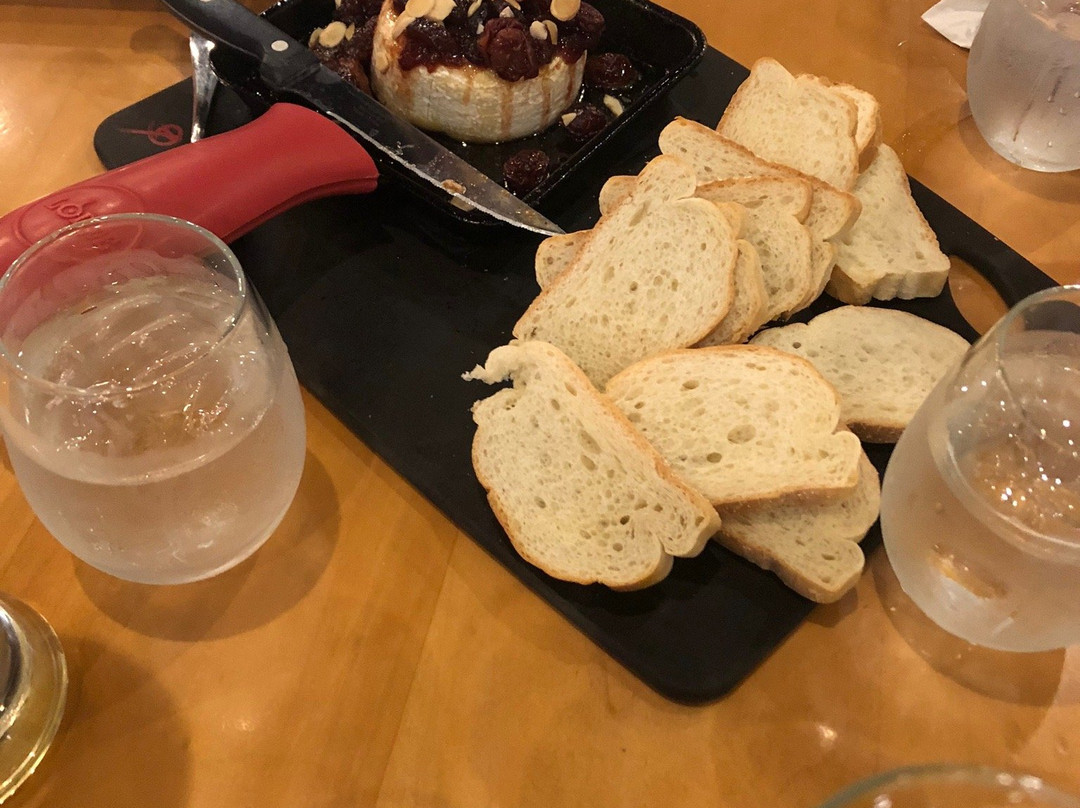 Four Daughters Vineyard & Winery-Spring Valley必去景点