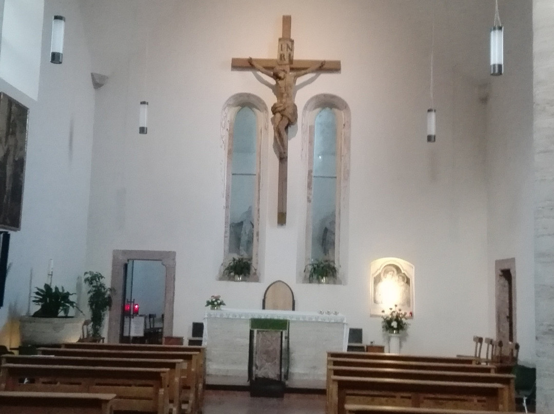 Parrocchia dell'Antica Abbaziale di Sant'Apollinare景点图片