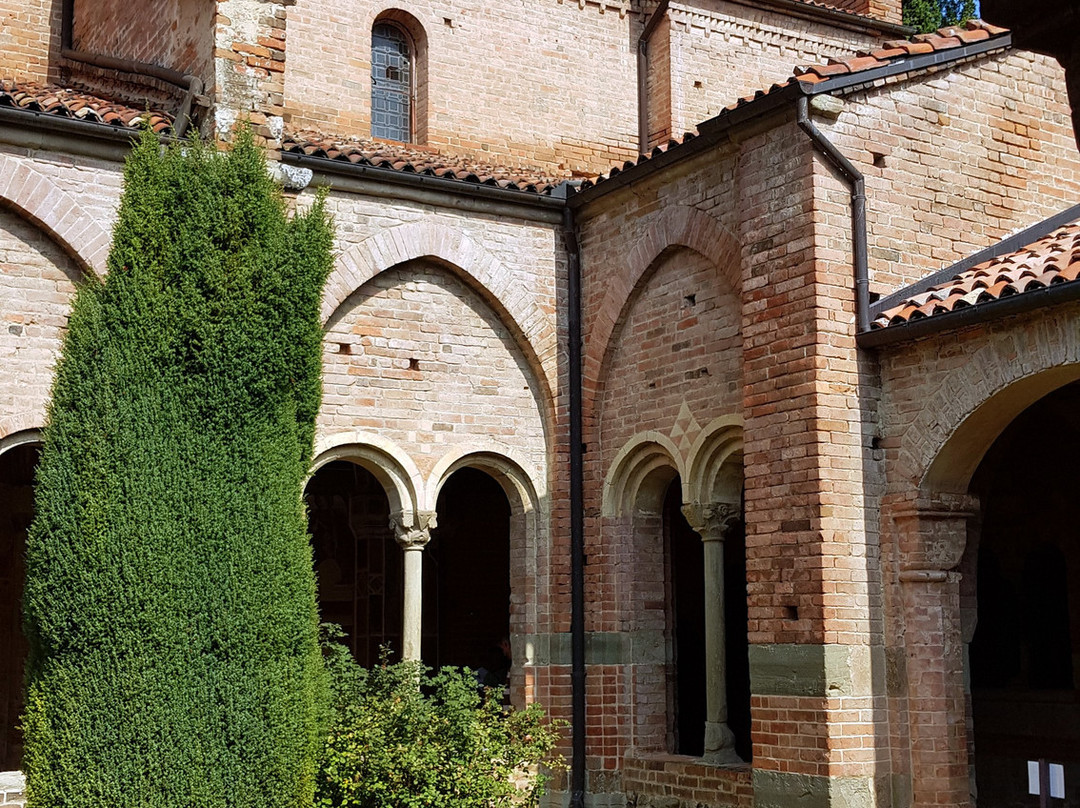 Abbazia di Santa Maria di Vezzolano景点图片