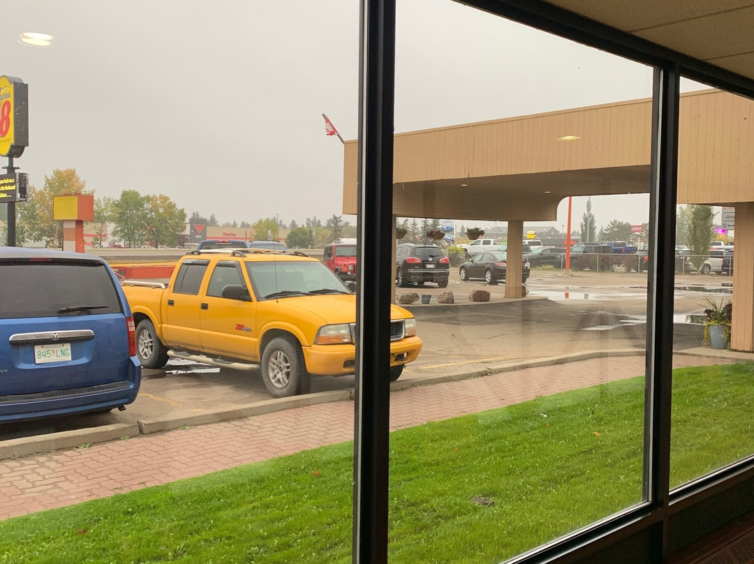 Super 8 by Wyndham Spruce Grove主图