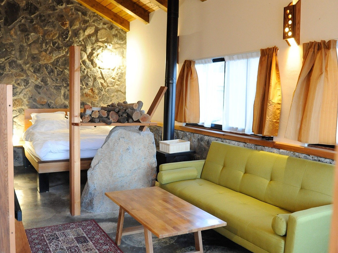 Tzahi Sandrosi Lodge