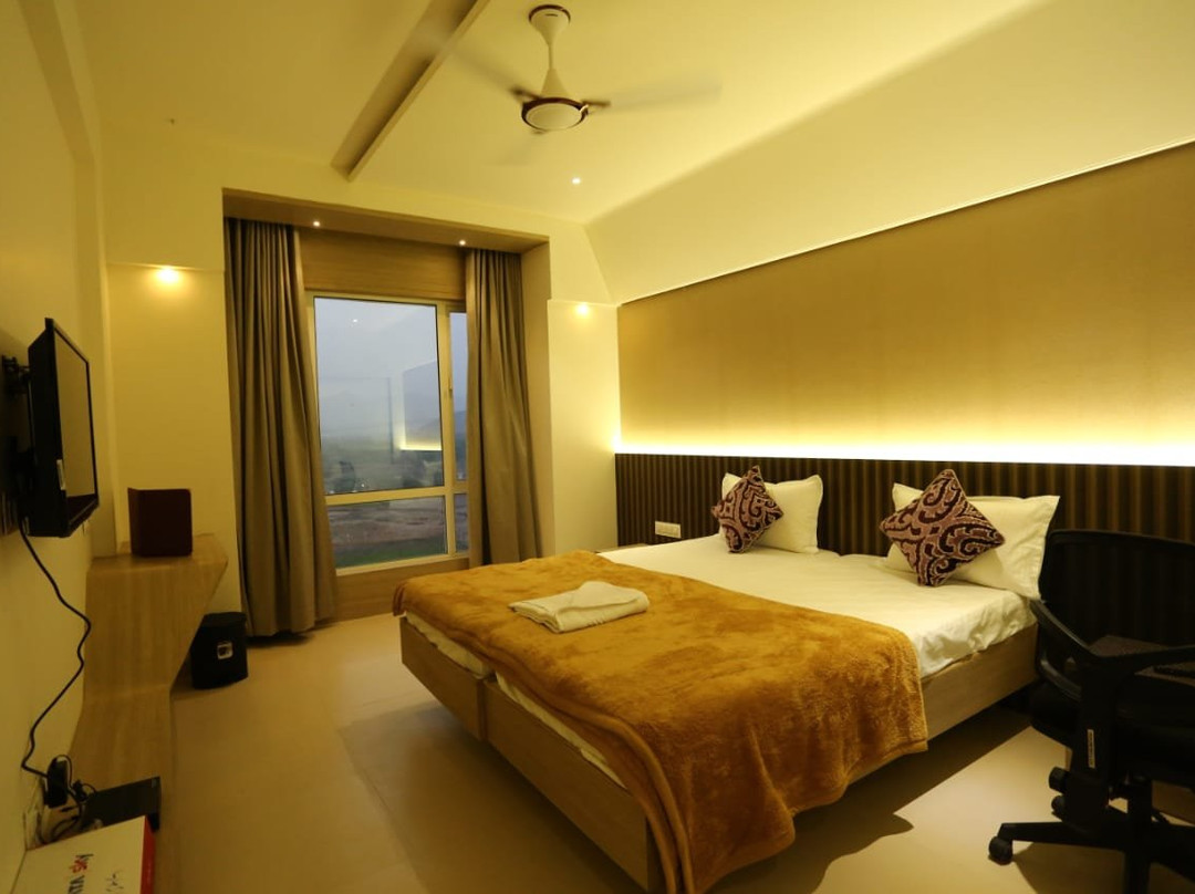 Hotel Grand Parivaar主图