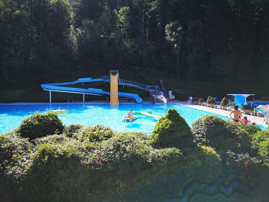 Warmfreibad Farchant景点图片