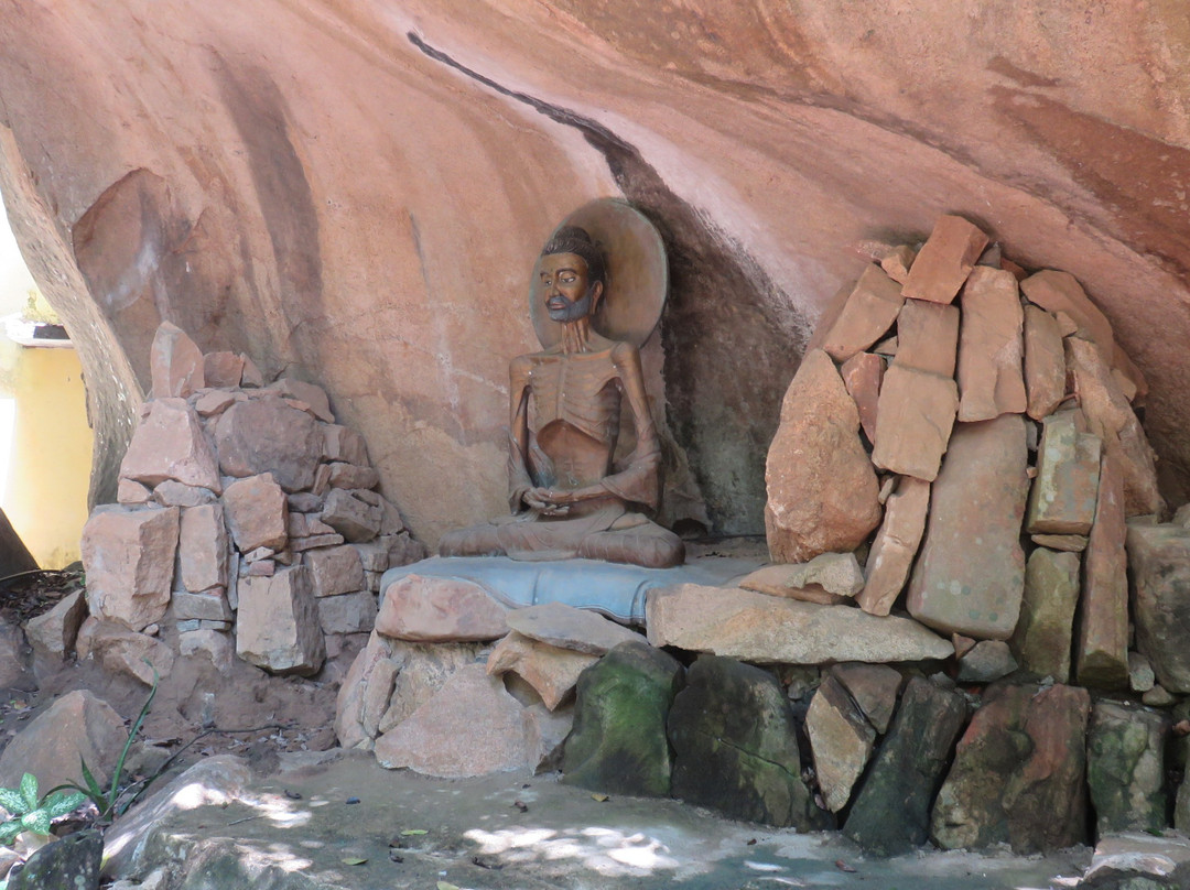 Mawaragala forest monestry-Mahiyangana必去景点