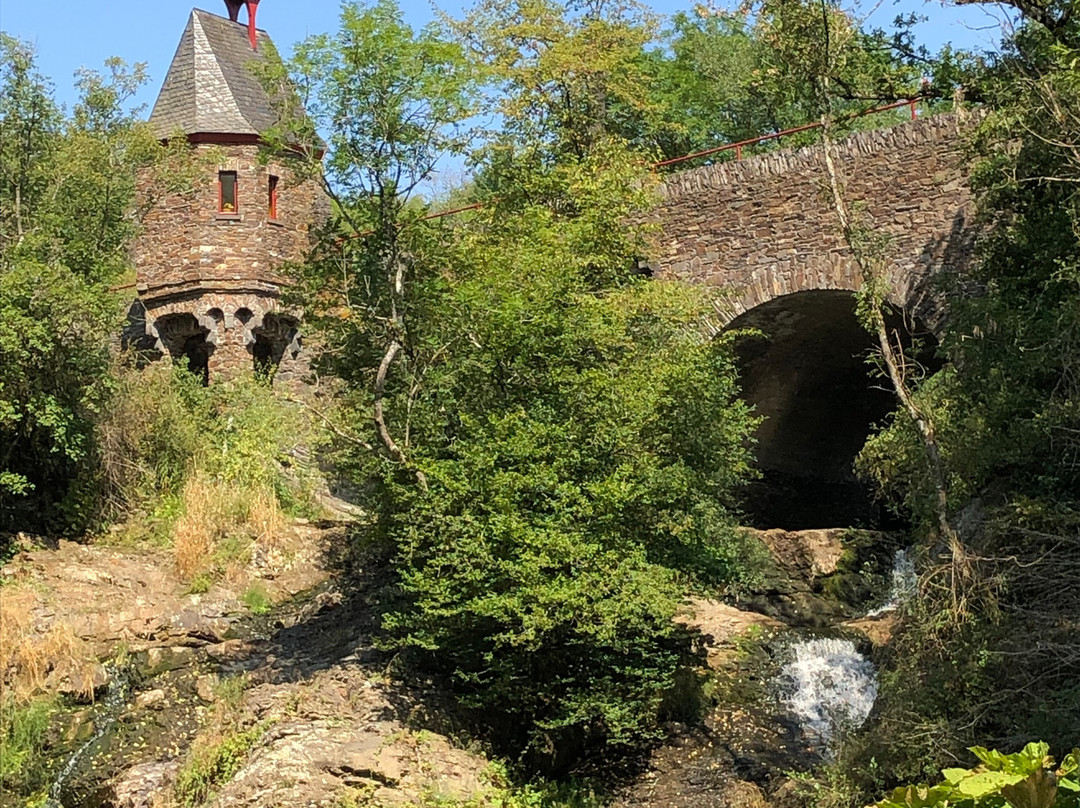 Burg Pyrmont-Roes必去景点