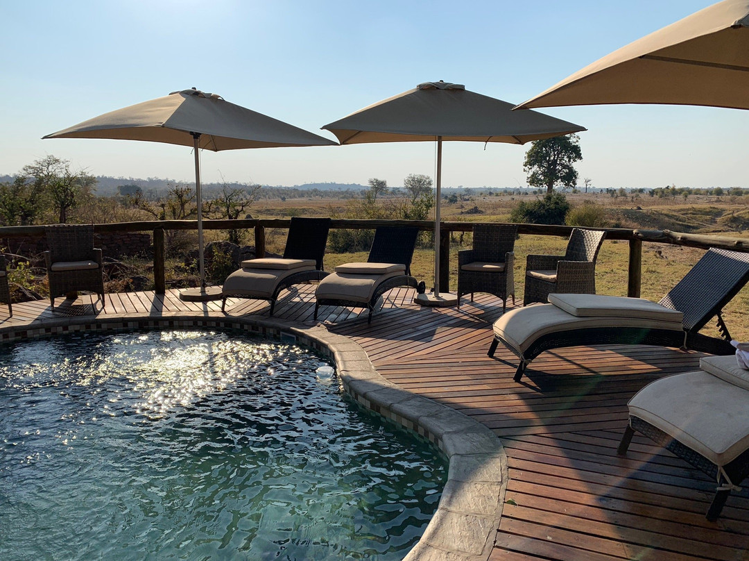 Deteema Springs Camp - Machaba Safaris