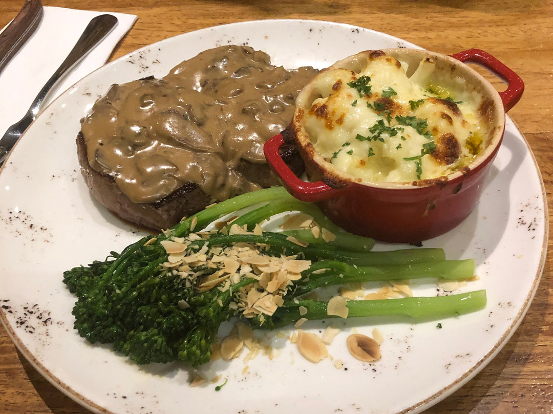 Trentham餐馆和美食-Pig & Whistle Hotel