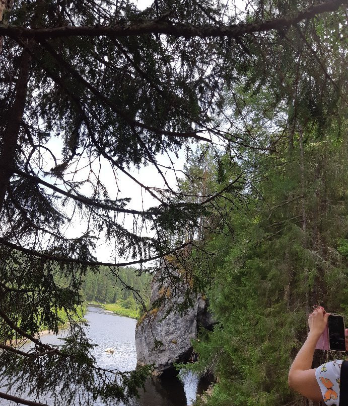 Dyrovaty Kamen Cliff-Bazhukovo必去景点