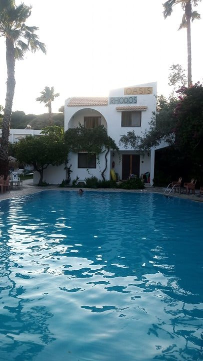 Oasis Hotel Bungalows主图