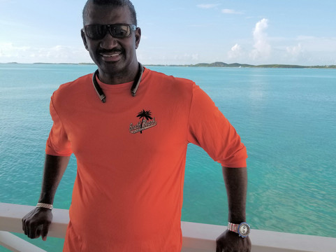 和平与富足度假村主图