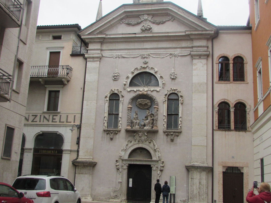 Chiesa della Santa Trinita景点图片