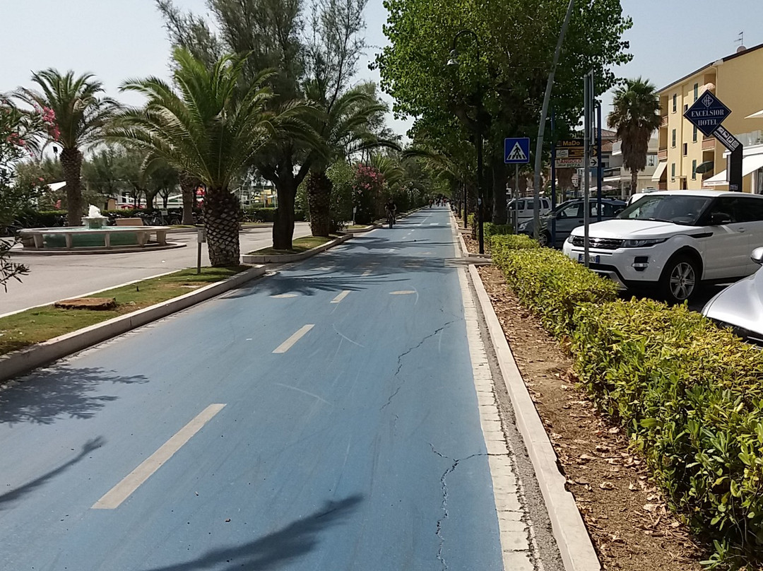 阿尔巴阿德里亚蒂卡旅游景点-Viale Guglielmo Marconi