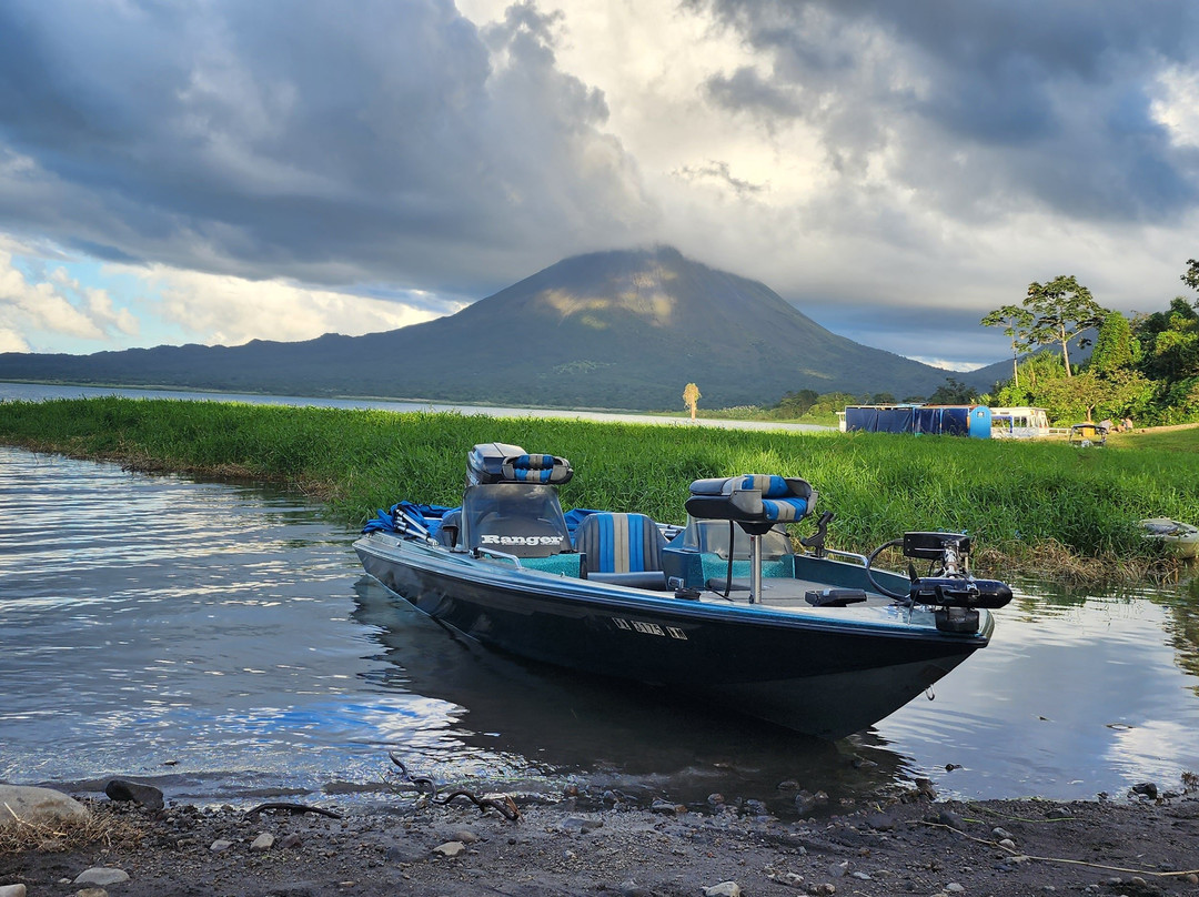 Lake Arenal Fishing景点图片
