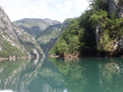 Ziveli Tours-贝尔格莱德必去景点