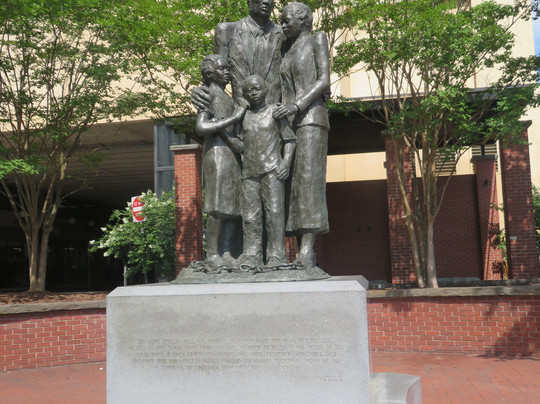 African-American Monument-萨凡纳必去景点