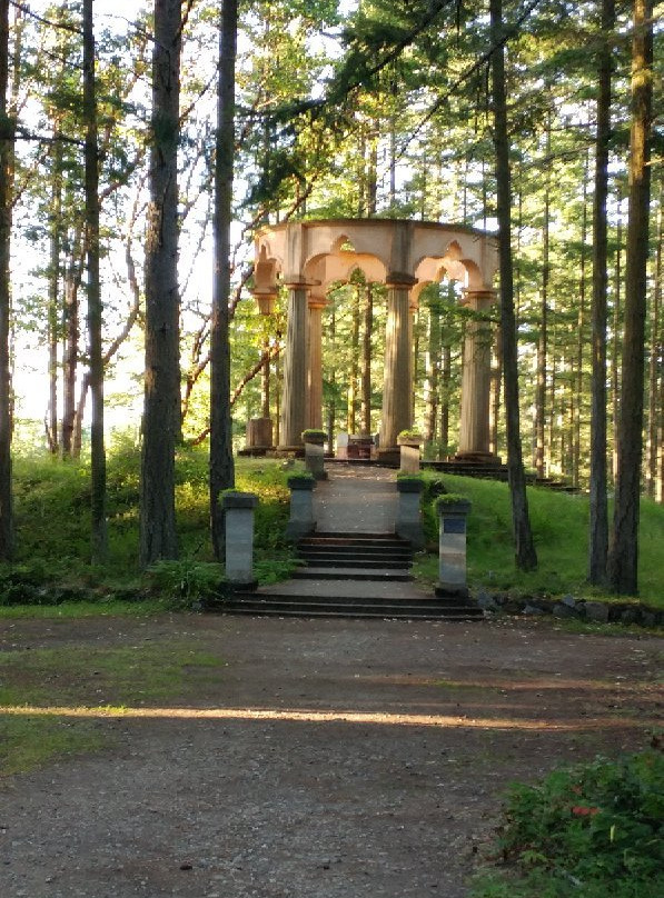 John S. McMillin Memorial Mausoleum景点图片