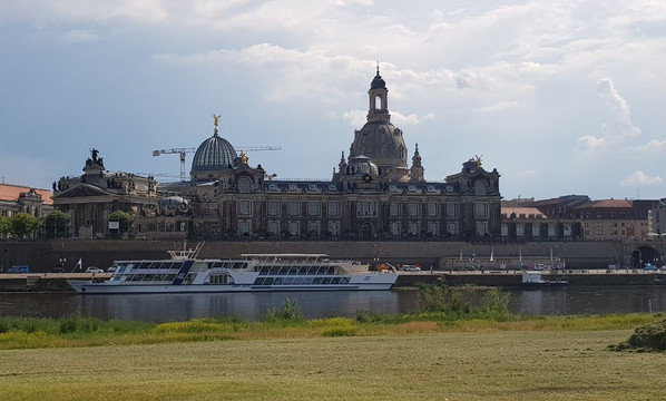 Segway Tour Dresden-德累斯顿必去景点