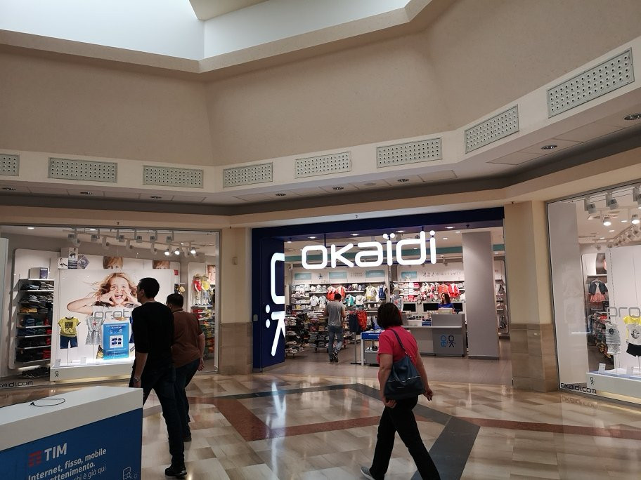 Centro Commerciale Mongolfiera-莱切必去景点