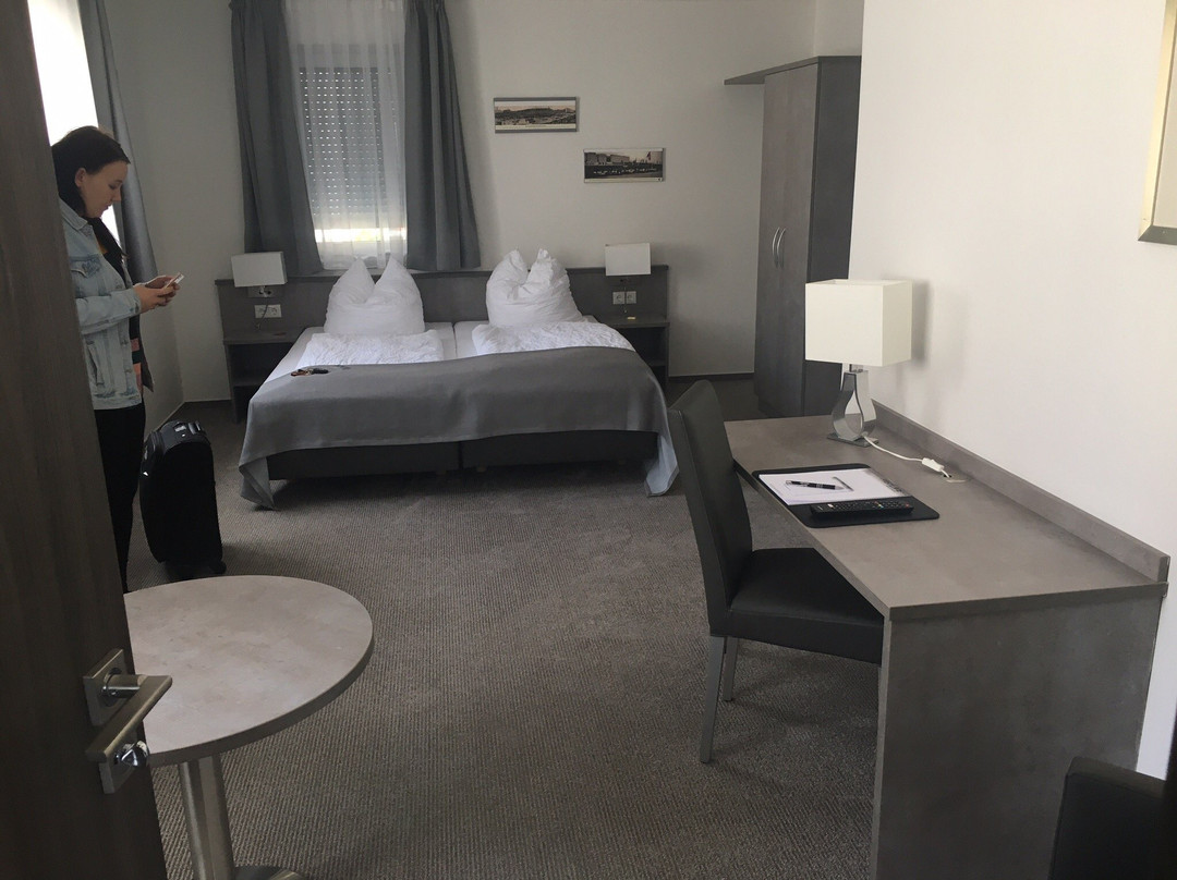 Fast Lane Hotel主图