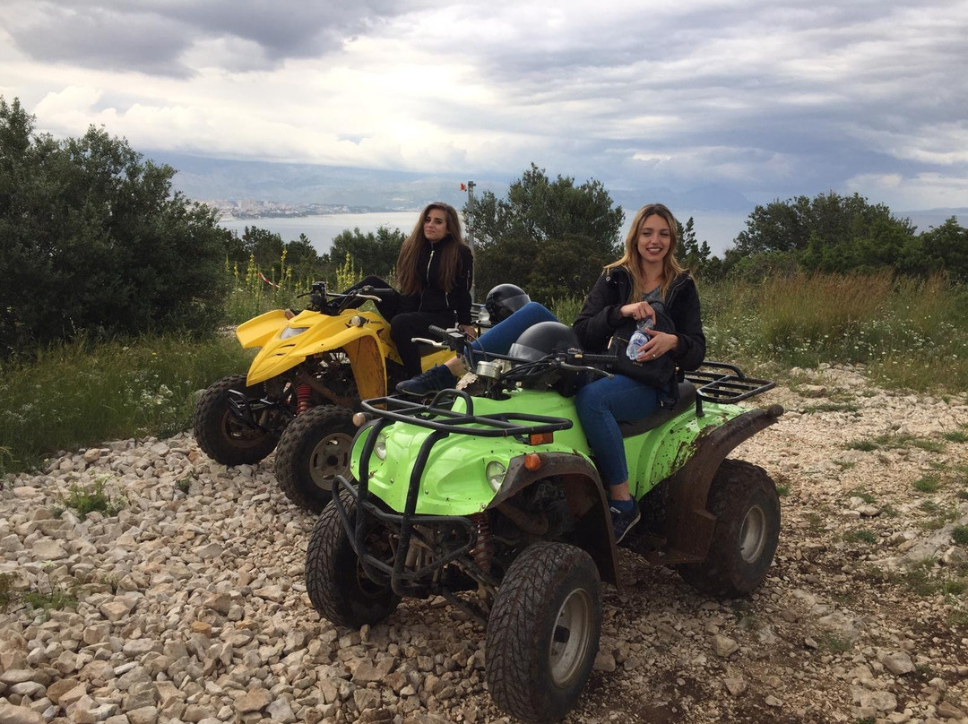 Quad adventures Trogir Split景点图片