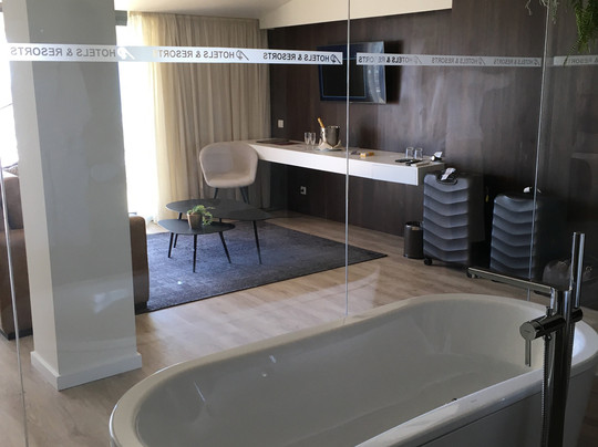 Rooftop Nomad Restaurant & Bar-塔维拉必去景点