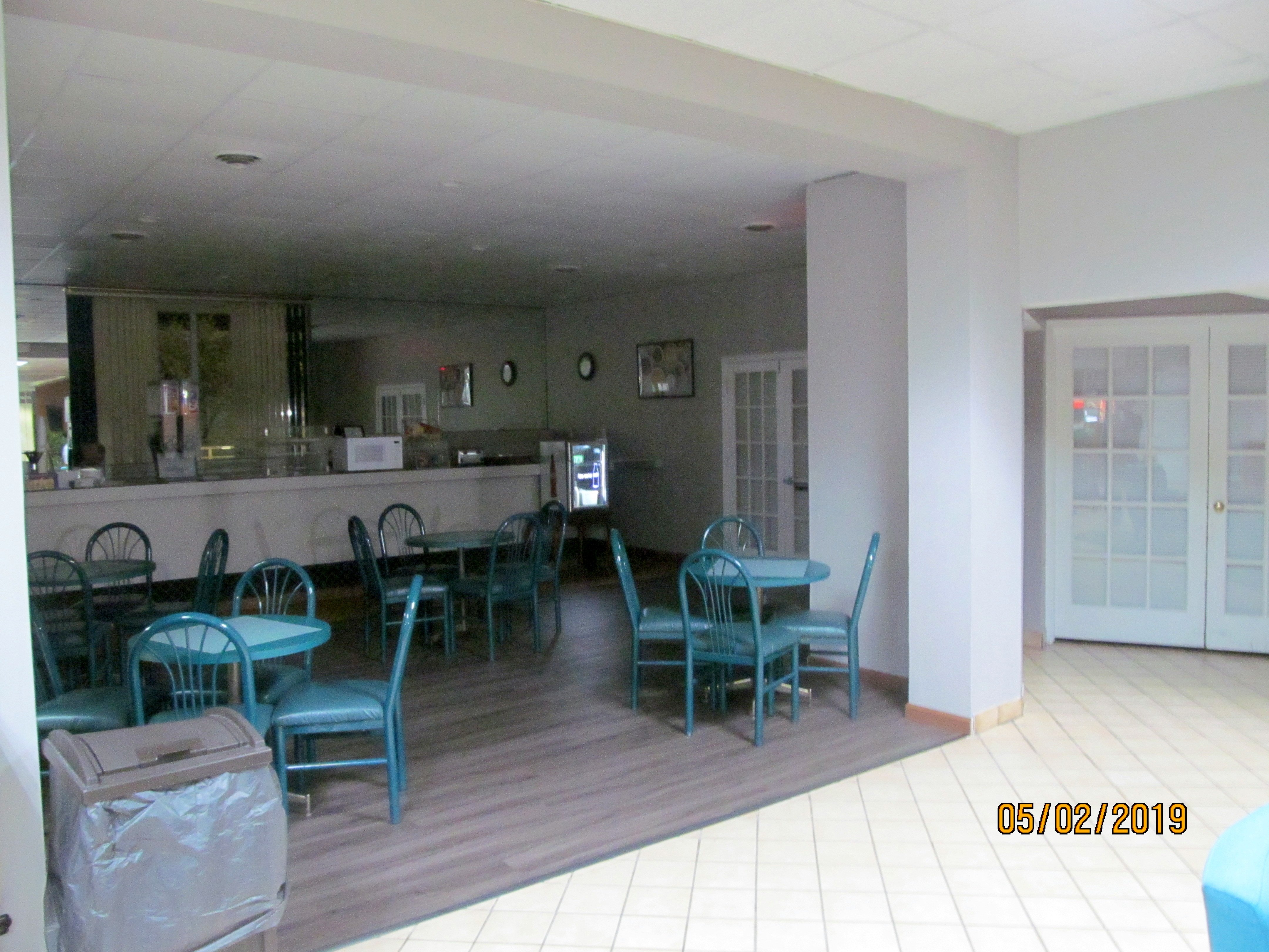 Sprucewood Inn-餐饮