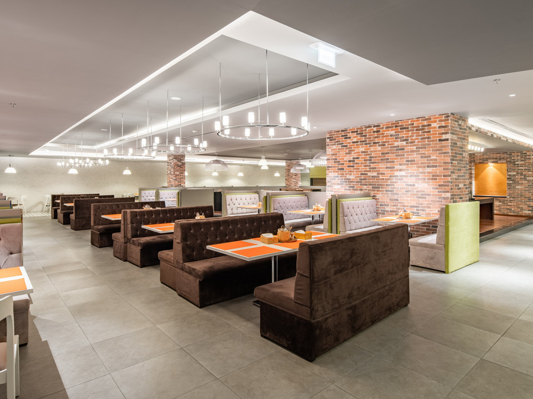 Radisson Hotel & Apartments Dammam Industrial City主图