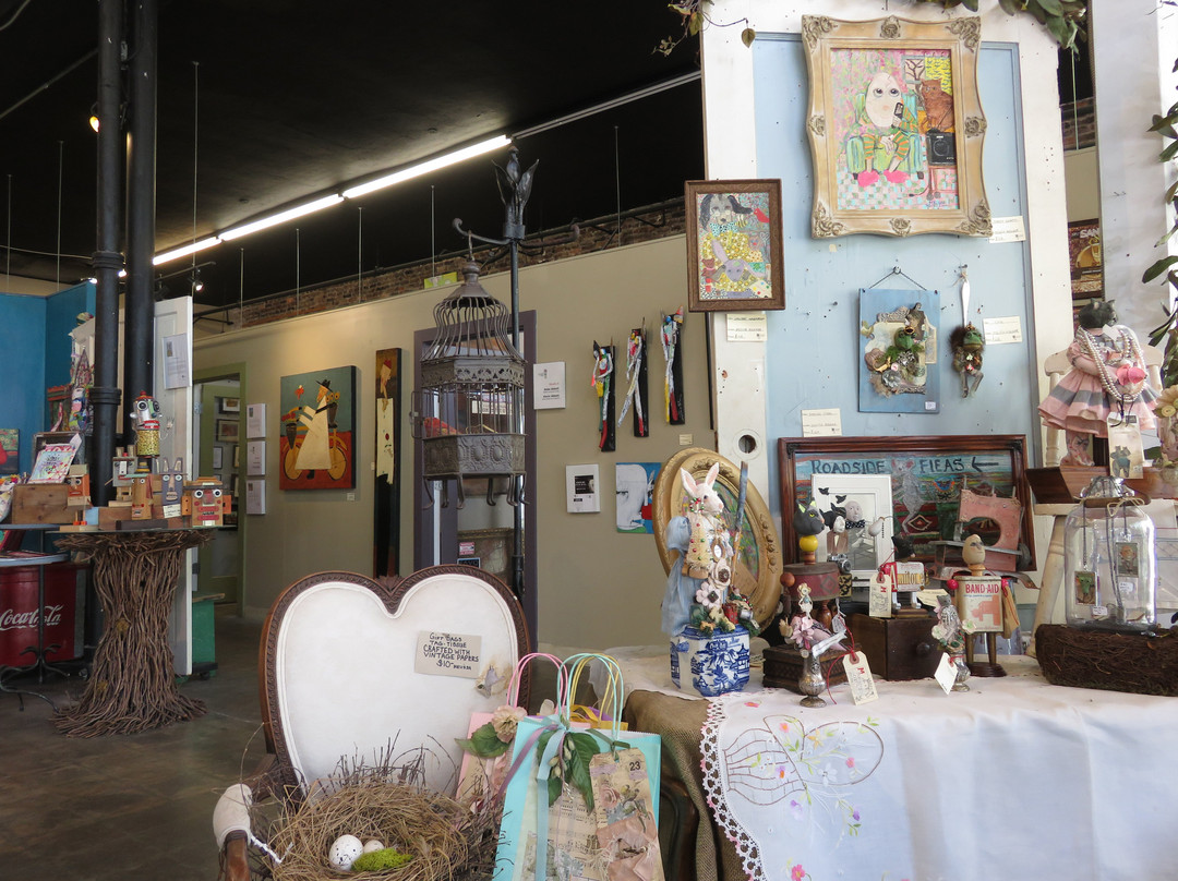 Jeanine Taylor Folk Art-桑福德必去景点