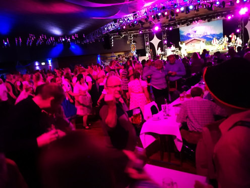 Dummeklemmer Halle - Stadthalle Ratingen