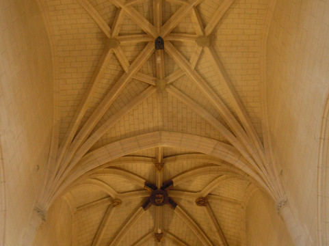 Eglise Saint-Pierre-Saint-Paul-Sarcelles必去景点