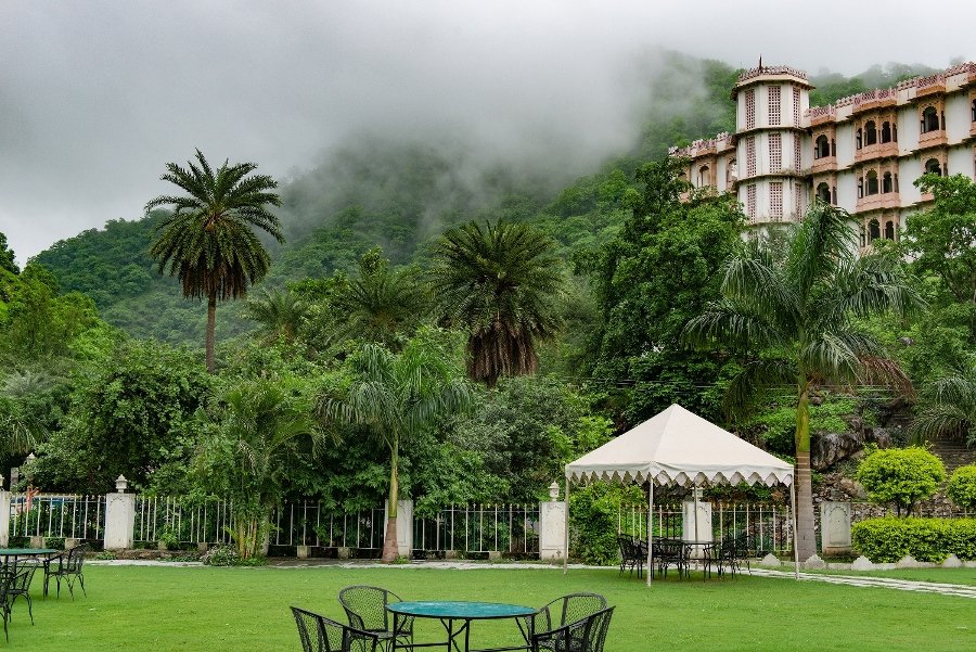 Aaram Baagh Resort-官方