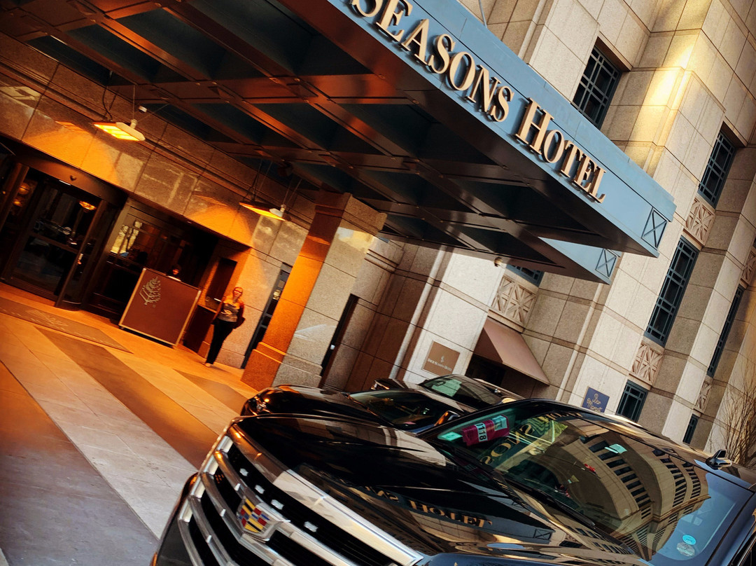 Best Luxury Transportation景点图片